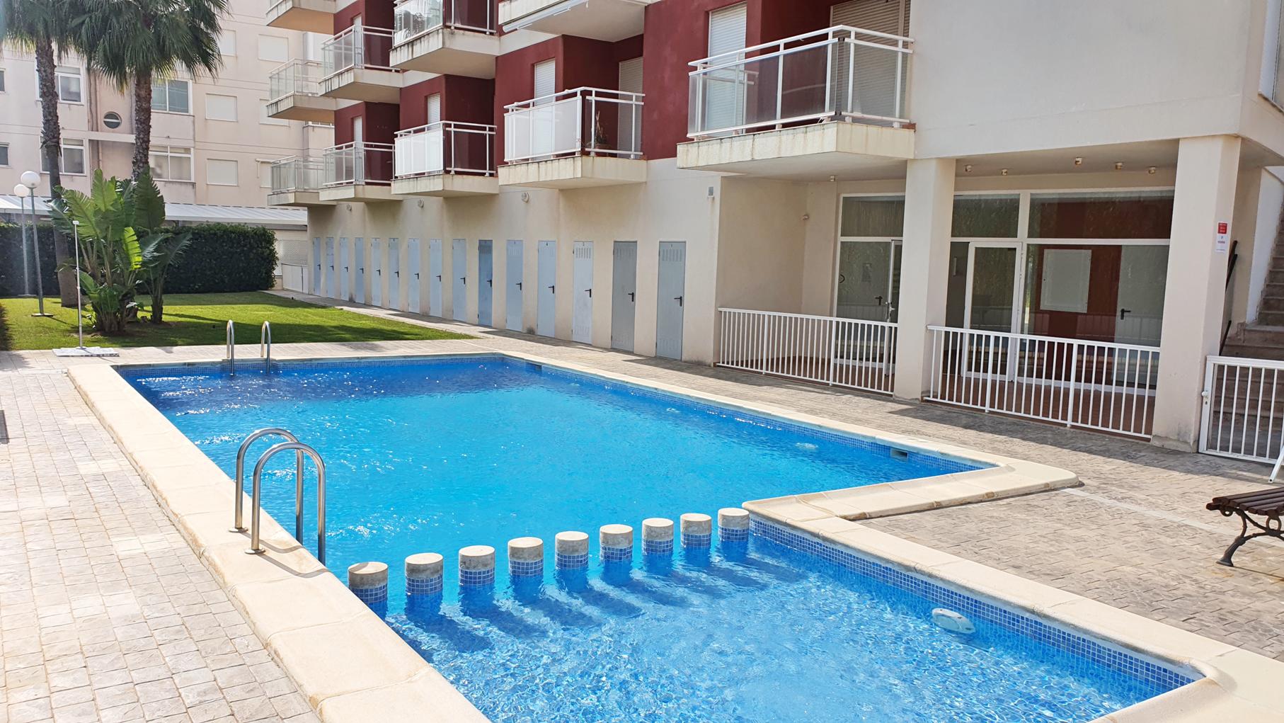 Apartment -
                        Miramar -
                        2 bedrooms -
                        5 persons